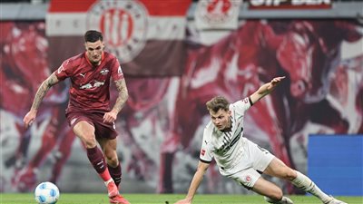 الشوط الأول، لايبزيج يتقدم على سانت باولي 0/2 في الدوري الألماني 