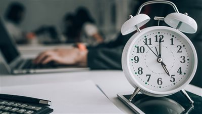 لأول مرة في مصر، القومي للأجور يقرر تطبيق نظام الأجر بالساعة 