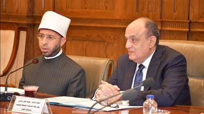 الأوقاف تستعد لإطلاق حملة لتعظيم الإنتاج المحلي وتقليل الاعتماد على الاستيراد.. الأزهري: المرحلة الحالية تتطلب التكاتف والعمل المشترك.. وتعاون مع جهاز تنمية المشروعات لدفع عجلة التنمية