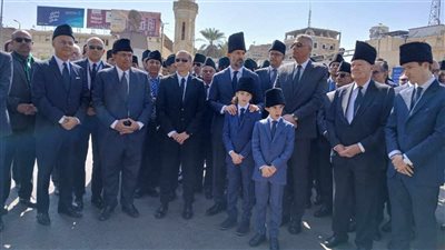 تشييع جنازة الأمير كريم الحسيني «الأغاخان الرابع» لمثواه الأخير في أسوان (صور)