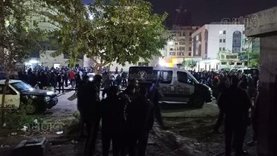 جريمة بشعة في المحلة، شاب يقتل صديقه رميا بالرصاص أمام المارة (صور)