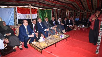 محافظ القليوبية يفتتح معرض 