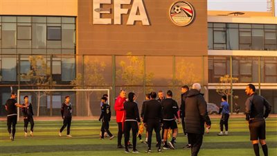 ختام ورشة تطوير الحكام بتدريبات عملية تخصصية داخل منطقة الجزاء| صور