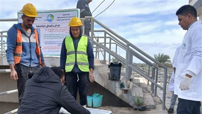 وفد من المعامل المرجعية للشركة القابضة لمياه الشرب يزور محطات الفيوم