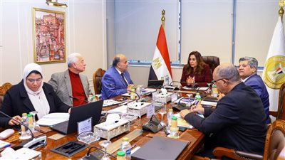 وزيرة التنمية المحلية تتابع مستجدات منظومة المخلفات الصلبة بالجيزة