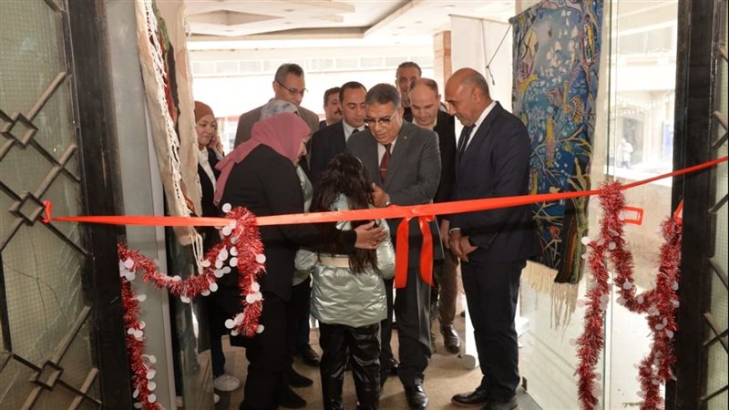 افتتاح معرض اياددي
