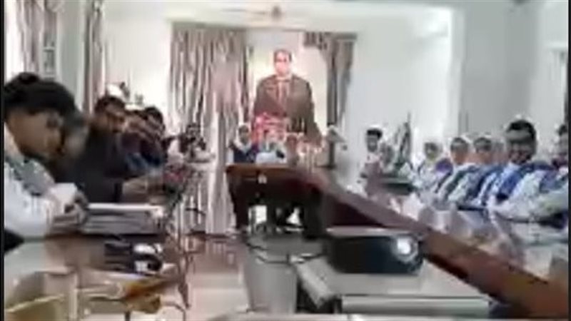 جانب من لقاء الكونفرانس،