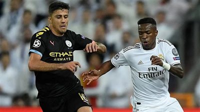 قبل صدام الليلة، أزمة فينيسيوس ورودري تهيمن على حديث جوارديولا وأنشيلوتي