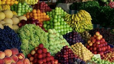 سعر الفاكهة اليوم بسوق العبور، الفراولة تتراجع 10 جنيهات وارتفاع الكانتلوب