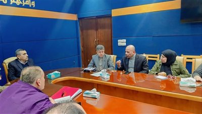  ميناء دمياط يبحث تعزيز الاستفادة من خط 