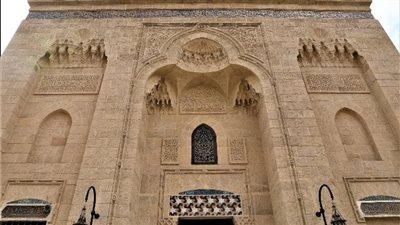 نائب يثير أزمة قطع الكهرباء بدار مناسبات مسجد الإمام الشافعي، والحكومة ترد