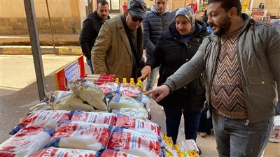 رئيس حي غرب بالإسكندرية تتابع سوق اليوم الواحد ببشاير الخير ٣ و٥ بالقباري