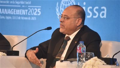 وزير العمل يرصد جهود الوزارة في توفير الحماية الاجتماعية للعمال