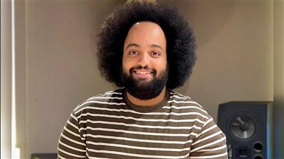 الموزع الموسيقي عمرو الخضري يتعرض لحادث سير (صور)