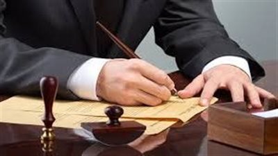 شروط اعتذار المحامي عن إحدى القضايا الموكلة إليه وفق قانون المهنة