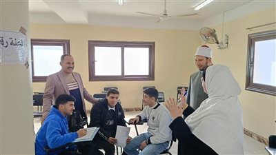 رئيس منطقة الإسكندرية الأزهرية يتابع مسابقة أوائل الطلبة ويشيد بجهود التنظيم والإعداد للمسابقة