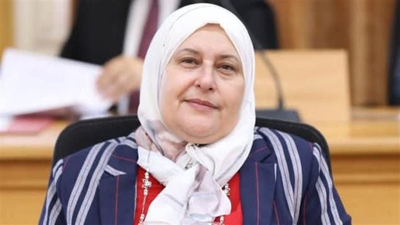 الدكتورة أمال السباعي،