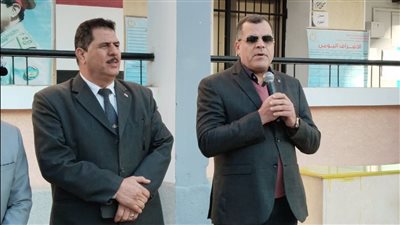 وكيل تعليم دمياط يتفقد مدارس كفر البطيخ ويحث الطلاب على المواظبة والاجتهاد