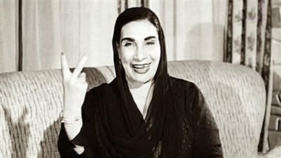 أسد في السينما ونعامة في الحقيقة، نصائح ماري منيب للحموات والزوجات تكشف عن وجهها الآخر