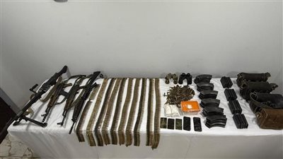 مصرع عنصر إجرامي شديد الخطورة وإصابة ضابط شرطة في مداهمة أمنية بسوهاج