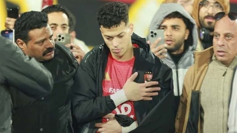 امام عاشور لاعب الأهلي
