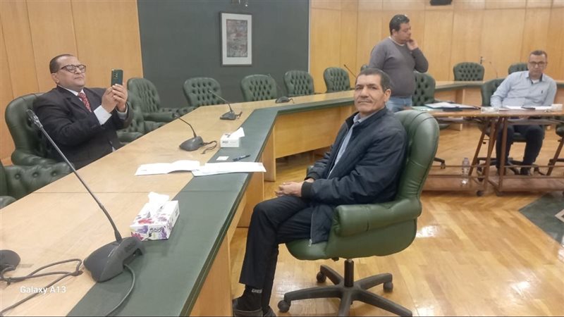 الكاتب الصحفي إسماعيل