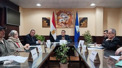 وكيل تعليم دمياط يترأس الاجتماع الدوري للجنة المحلية المشرفة على برامج التغذية المدرسية (صور)