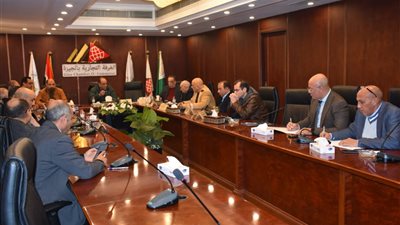 غرفة الجيزة التجارية تتبرع بـ 5 ملايين جنيه للمساهمة في إعادة إعمار غزة 