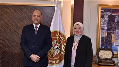 جبران يبحث تأسيس أكاديمية لمنح التراخيص الدولية للكوادر المؤهلة للعمل بالخارج 