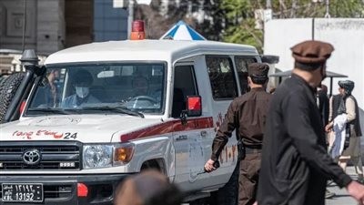 باكستان تبدأ حملة لترحيل مليون لاجئ أفغاني من أراضيها 