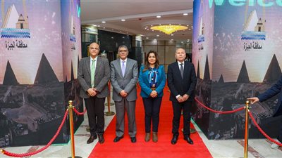 وزيرة التنمية المحلية ومحافظ الجيزة يفتتحان المقر الجديد لديوان عام المحافظة بالعجوزة (صور) 