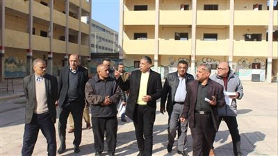 إحالة مدير مدرسة بالجيزة للشئون القانونية بسبب الإخلال بالعملية التعليمية