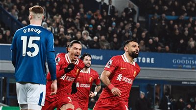 الدوري الإنجليزي، إيفرتون يخطف تعادلا دراماتيكيا أمام ليفربول