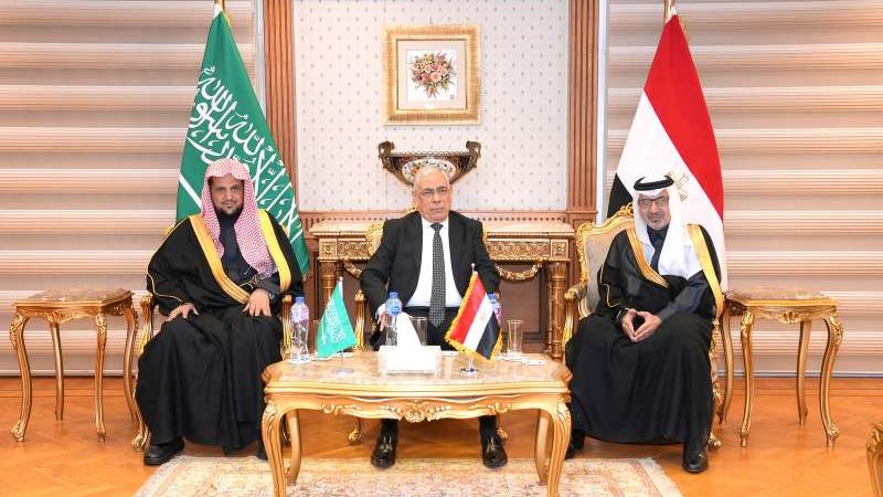 النائب العام يستقبل