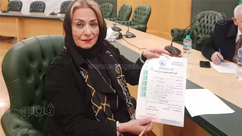 الكاتبة الصحفية نورا