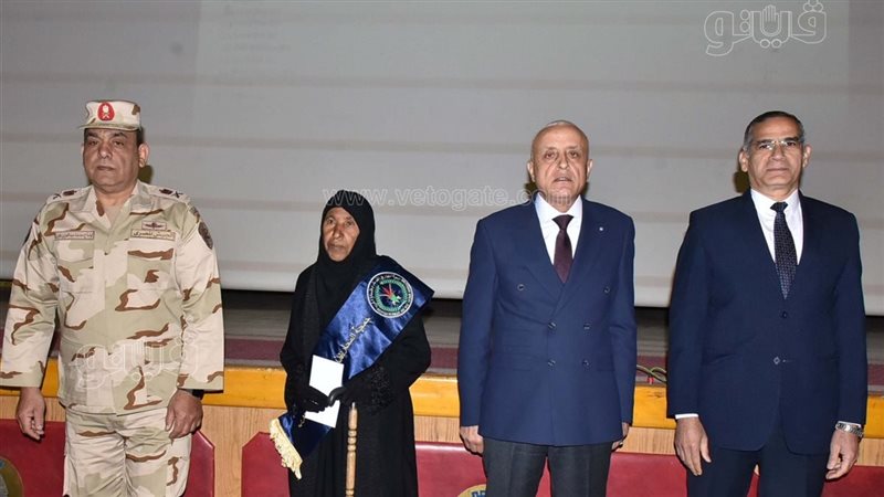 أثناء الاحتفال 