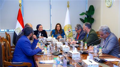 وزيرتا البيئة والتنمية المحلية تتفقان على تطوير المجازر والتوسع في إنتاج الغاز الحيوي