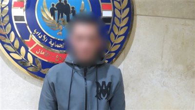 القبض على دجال الدقي للنصب على السيدات بزعم فك أعمال السحر 