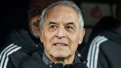 من يحرس عرين الأهلي أمام الإسماعيلي؟ 