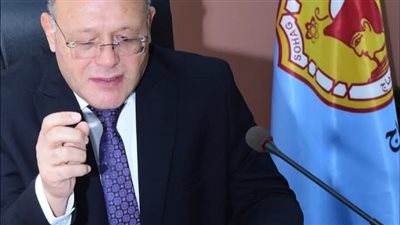 تزامنًا مع شهر رمضان، صرف مكافأة 1500 جنيه للعاملين بجامعة سوهاج 