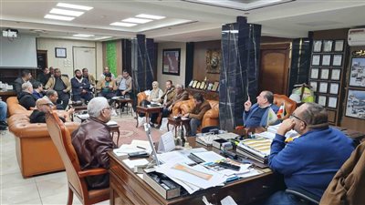 مياه سوهاج تناقش خطة توصيل خدماتها إلى الحيز العمراني بالريف 