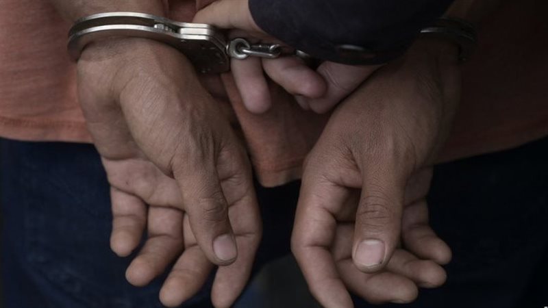 ضبط شخصين بالإسكندرية