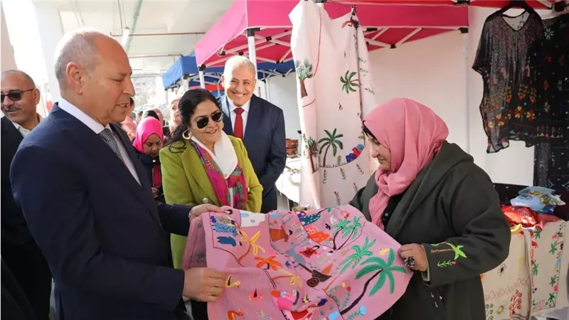  محافظ القاهرة يفتتح