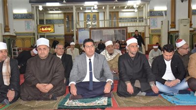 نائب محافظ الدقهلية يشهد احتفالية ليلة النصف من شعبان بمسجد النصر 