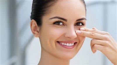 طرق طبيعية للتخلص من الهالات السوداء في المنزل بسهولة وأمان