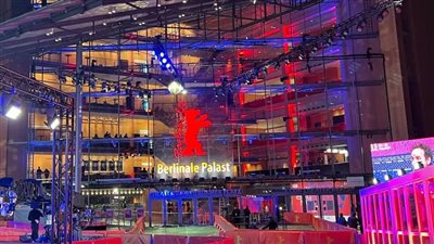 افتتاح مهرجان برلين السينمائي الدولي (بث مباشر) 