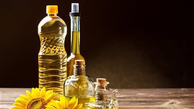 شملت الذرة وعباد الشمس، انخفاض مفاجئ في أسعار الزيت اليوم بالأسواق