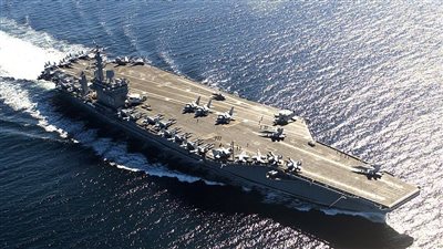 الحوثيون يعلنون استهداف حاملة الطائرات الأمريكية هاري ترومان 3 مرات خلال 24 ساعة