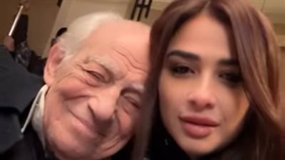 ياسمين عبد العزيز تغازل رشوان توفيق في كواليس مسلسل وتقابل حبيب 