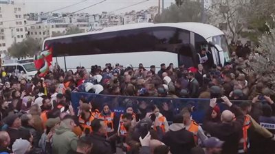 بينهم شقيقان، أبرز أسرى المؤبدات الذين ستفرج عنهم إسرائيل اليوم 